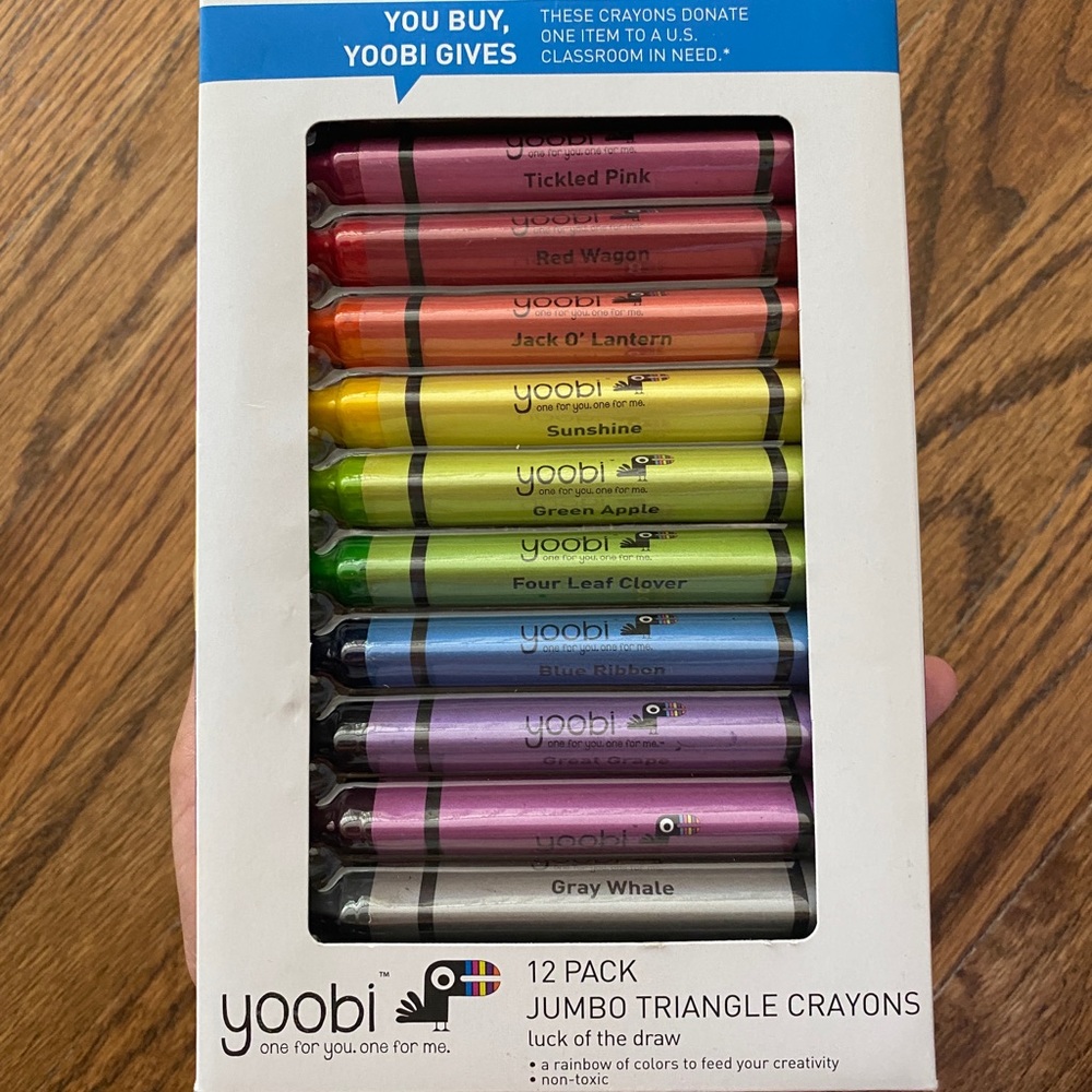 YOOBI 12 Pack Jumbo Triangle Crayons